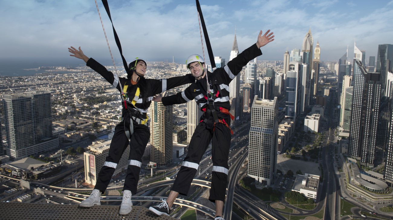 Features Dubai-3jpg