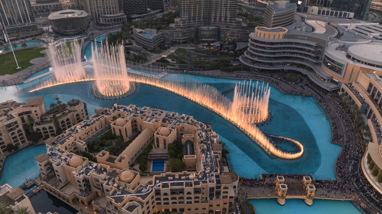 Features Dubai-4jpg