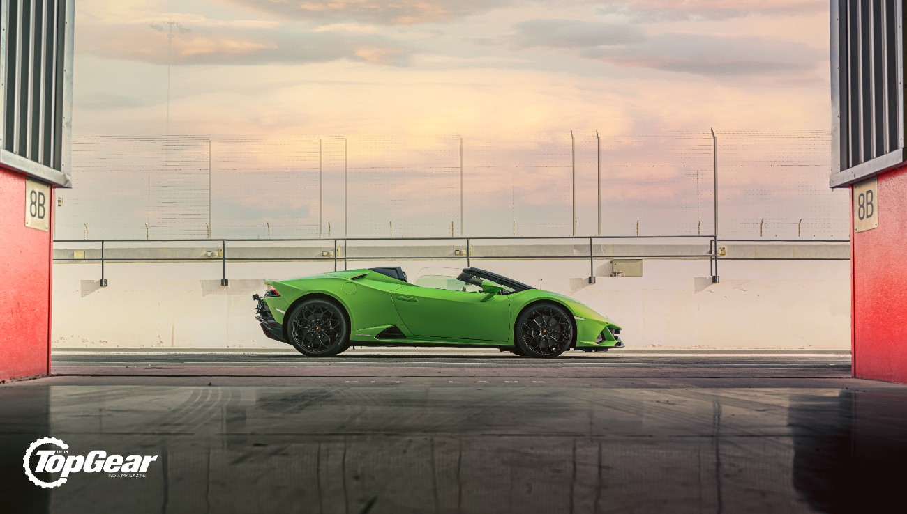 Features Lambo-huracan-05jpg
