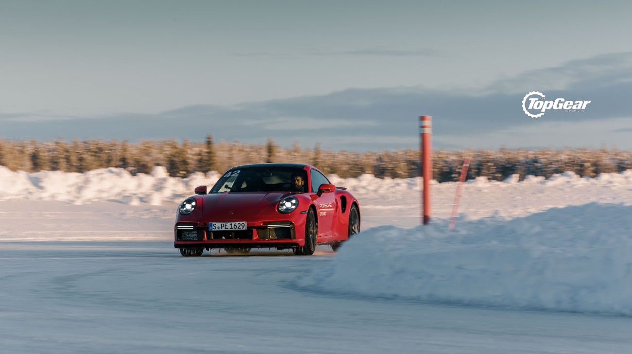Features Porsche-ice01jpg