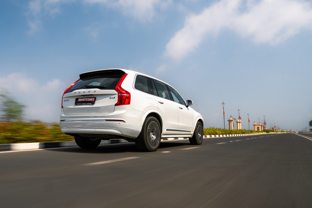 Features Volvo Web 4jpg