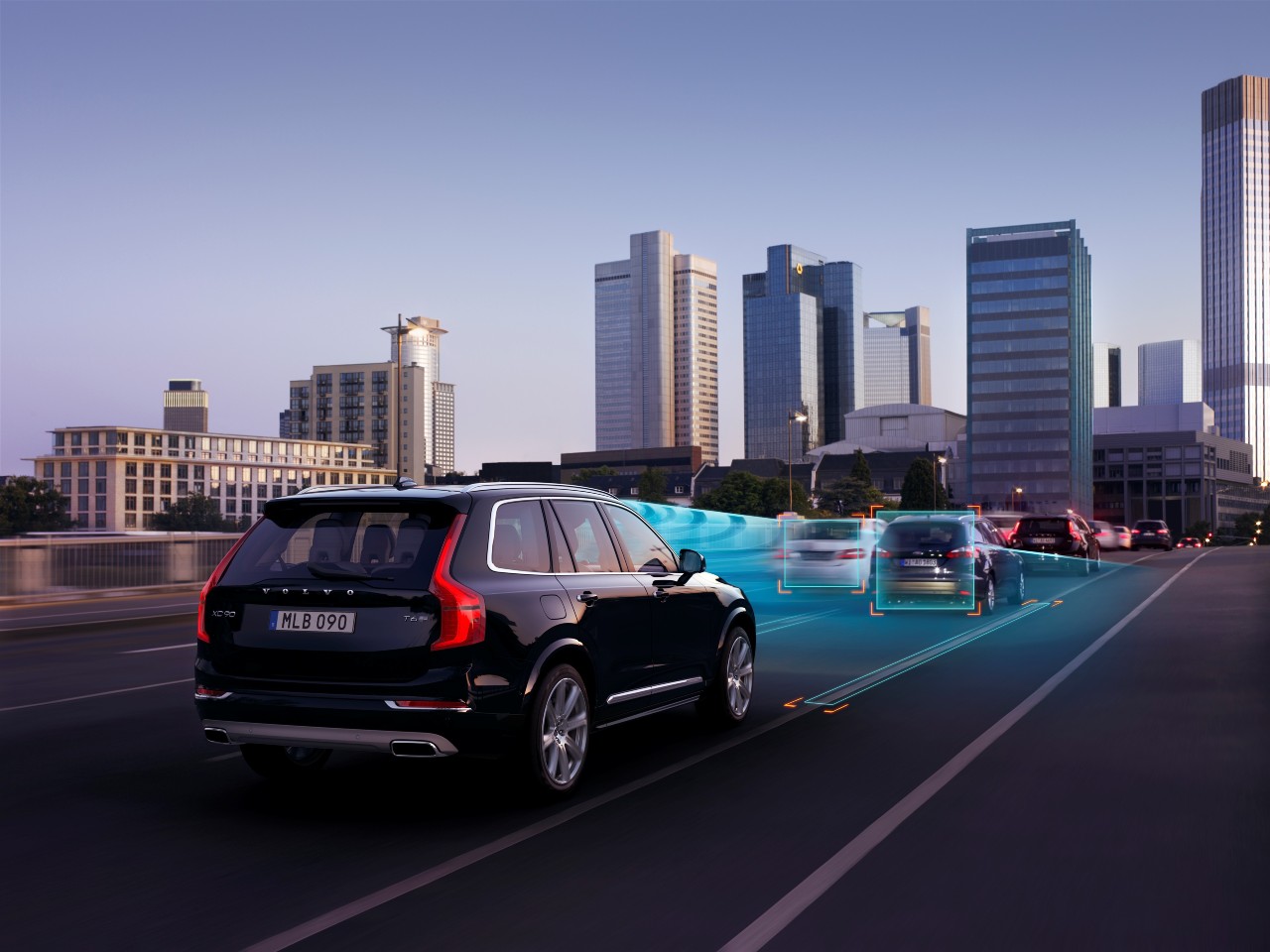 Features Volvo Webjpg