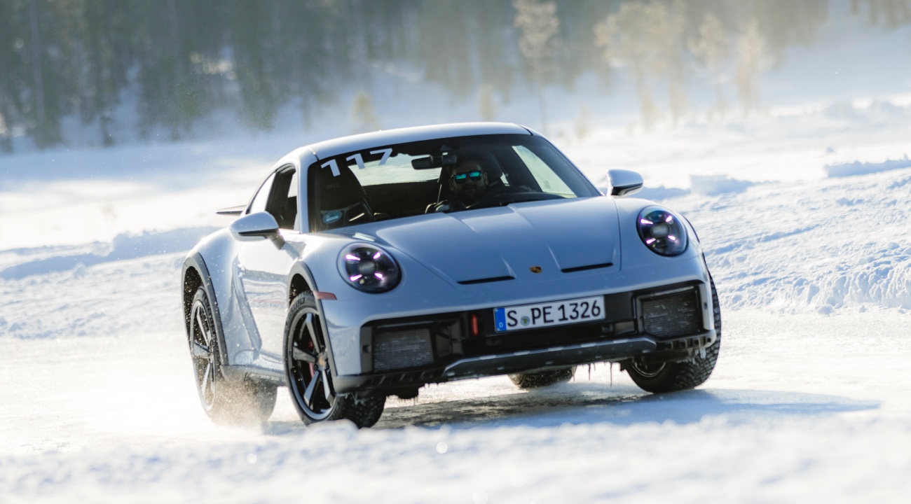 Porsche Ice Experience: It's A Game Best Played On Ice With The Porsche Dakar 911 