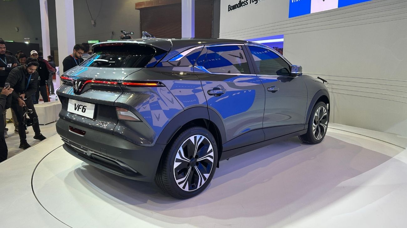 2025 vinfast vf6 Rear Profile 