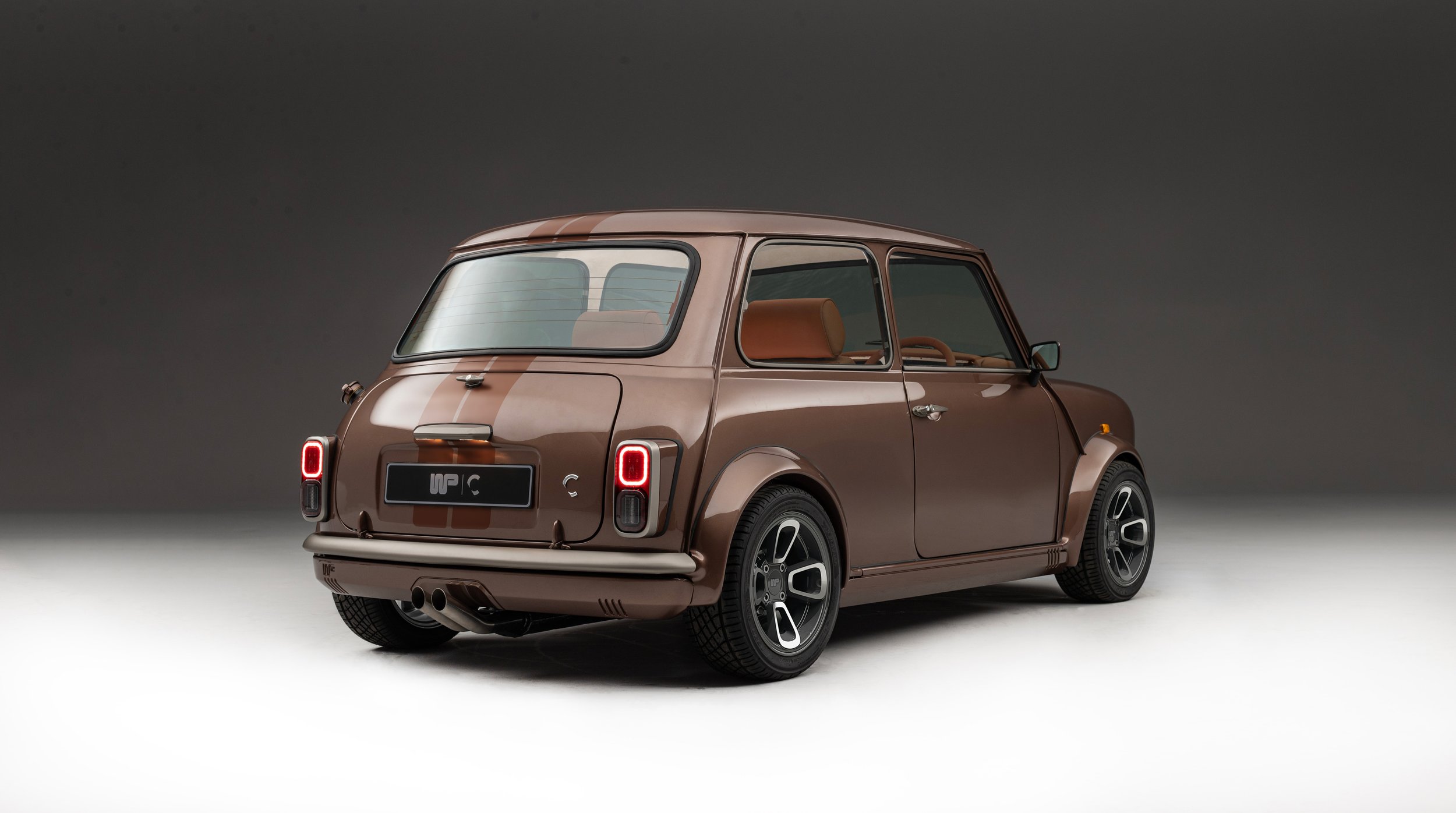 1750925081-Wood+&+Pickett+Mini+by