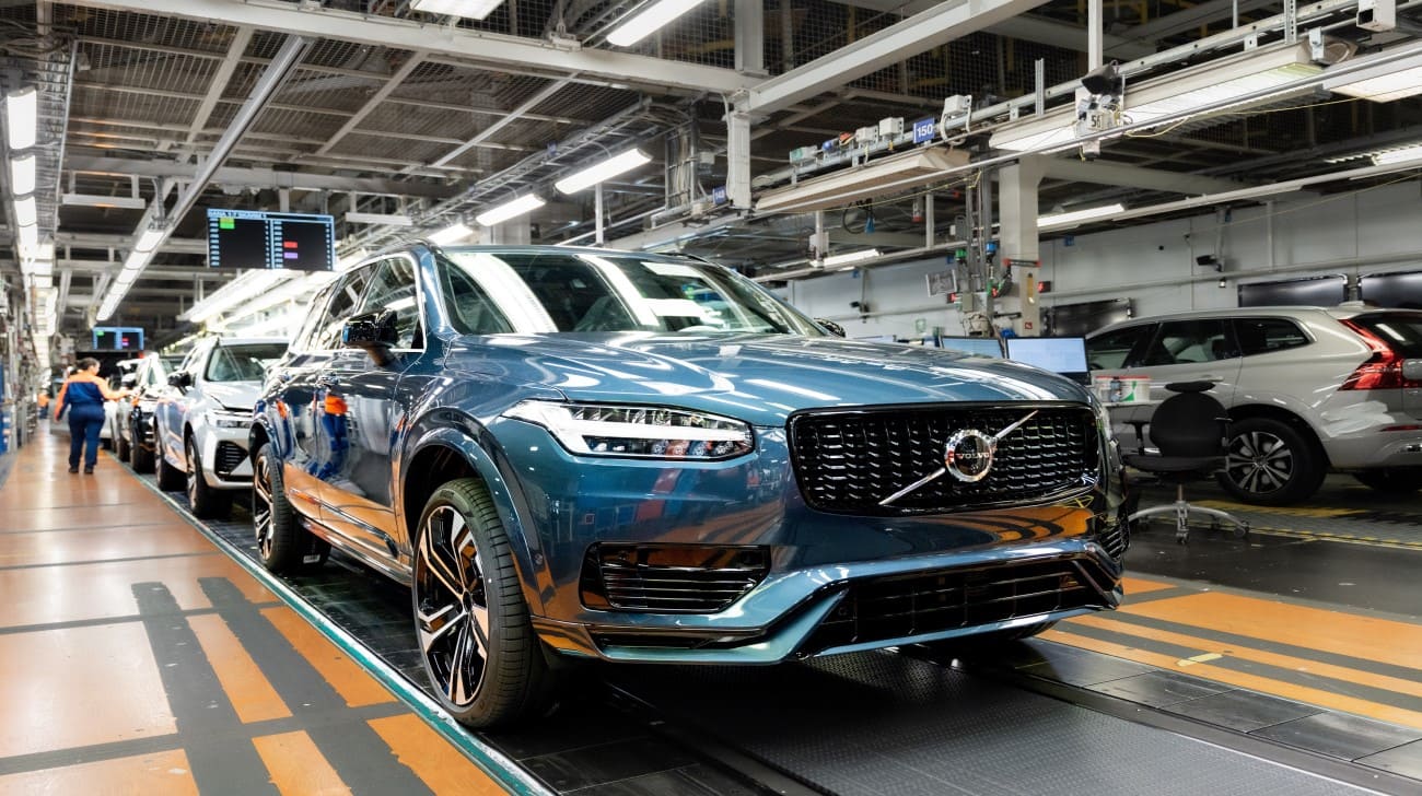 325574 Volvo Cars Last Diesel Car Rolls Off The Production Linejpg