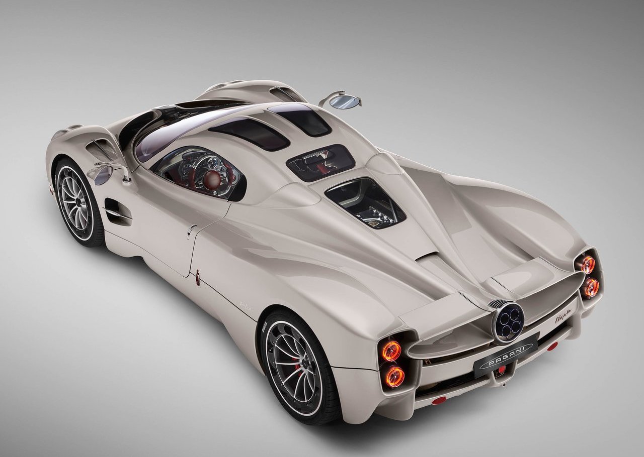 Pagani Utopia Unveiled; A Befitting Successor To The Huayra?