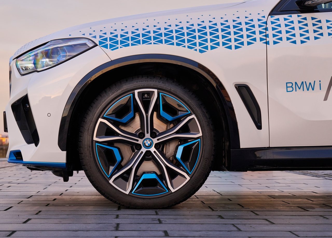 Bmw-ix5 Hydrogen Concept-2023-1280-64jpg