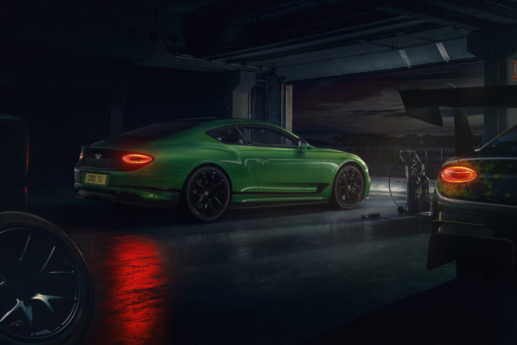 Https Wwwcarscoopscom Wp-content Uploads 2023 01 Bentley-continental-gt-s-bathurst-12-hours-4-1024x683jpg