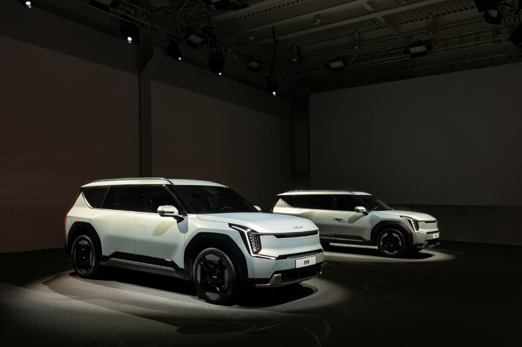 Https Wwwcarscoopscom Wp-content Uploads 2023 03 2024-kia-ev9-100-1024x681jpg