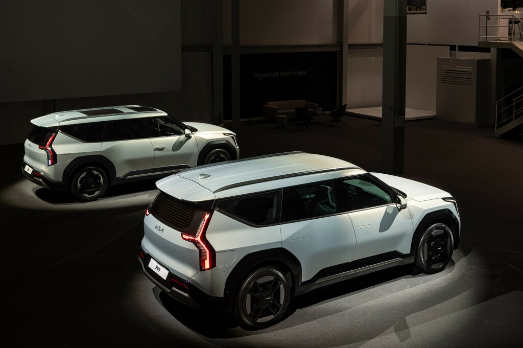 Https Wwwcarscoopscom Wp-content Uploads 2023 03 2024-kia-ev9-104-1024x681jpg