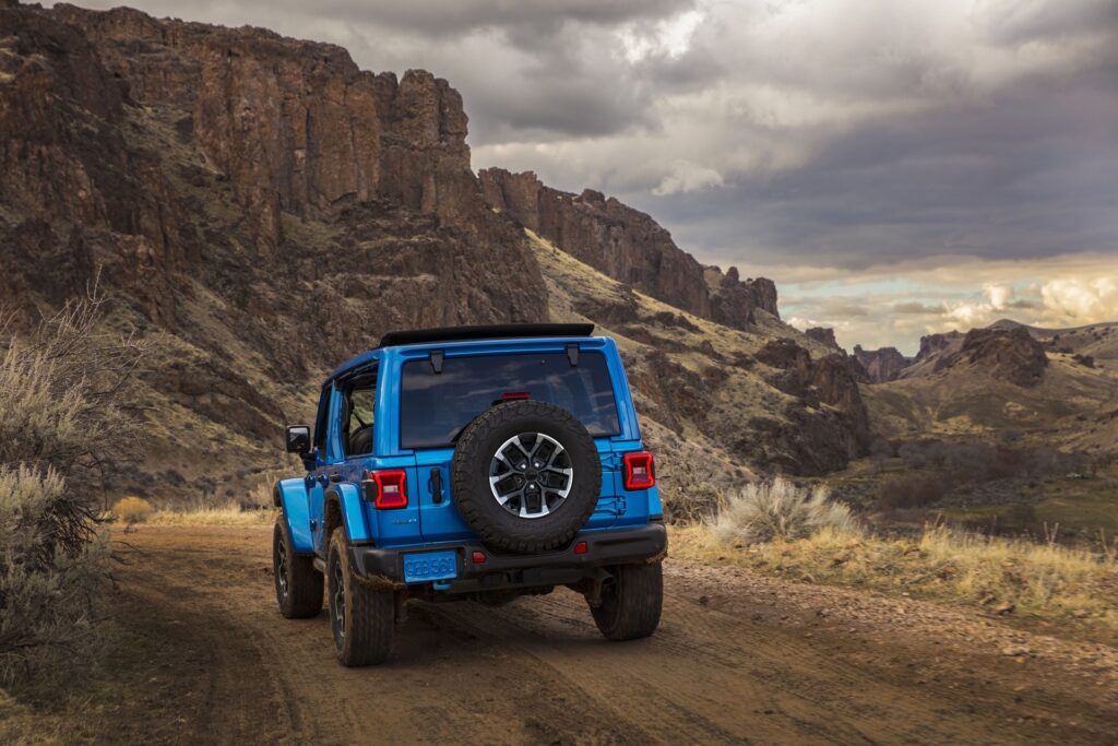 Https Wwwcarscoopscom Wp-content Uploads 2023 04 2024-jeep-wrangler-035-1024x683jpg