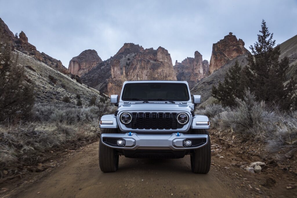 Https Wwwcarscoopscom Wp-content Uploads 2023 04 2024-jeep-wrangler-055-1024x683jpg