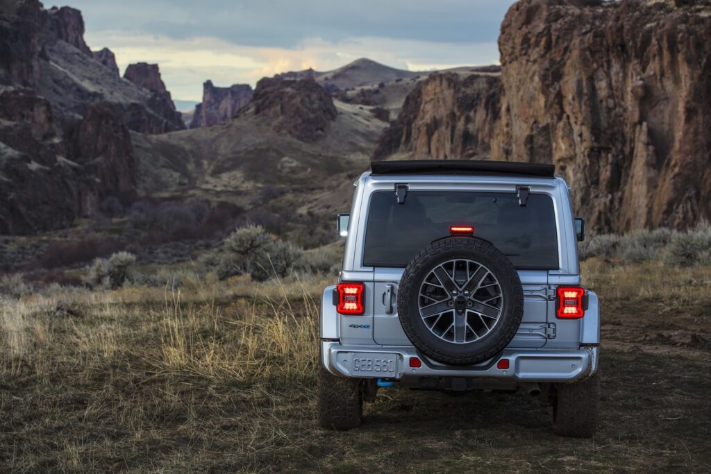 Https Wwwcarscoopscom Wp-content Uploads 2023 04 2024-jeep-wrangler-067-1024x683jpg