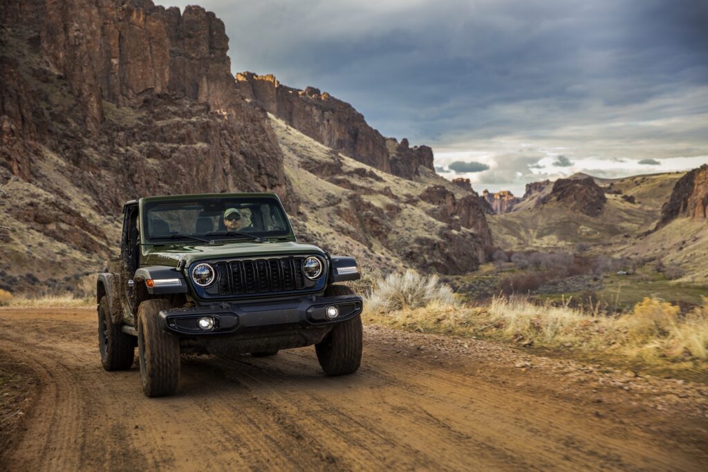 Https Wwwcarscoopscom Wp-content Uploads 2023 04 2024-jeep-wrangler-088-1024x683jpg
