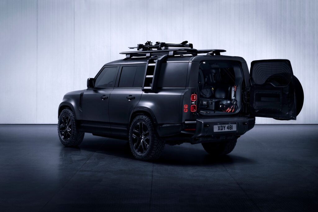 Https Wwwcarscoopscom Wp-content Uploads 2023 04 2024-land-rover-defender-12-1024x683jpg