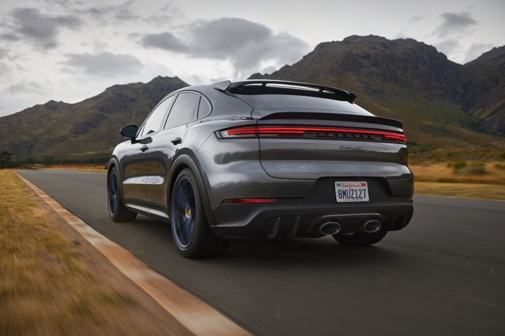 Https Wwwcarscoopscom Wp-content Uploads 2023 04 2024-porsche-cayenne-03-1024x683jpg