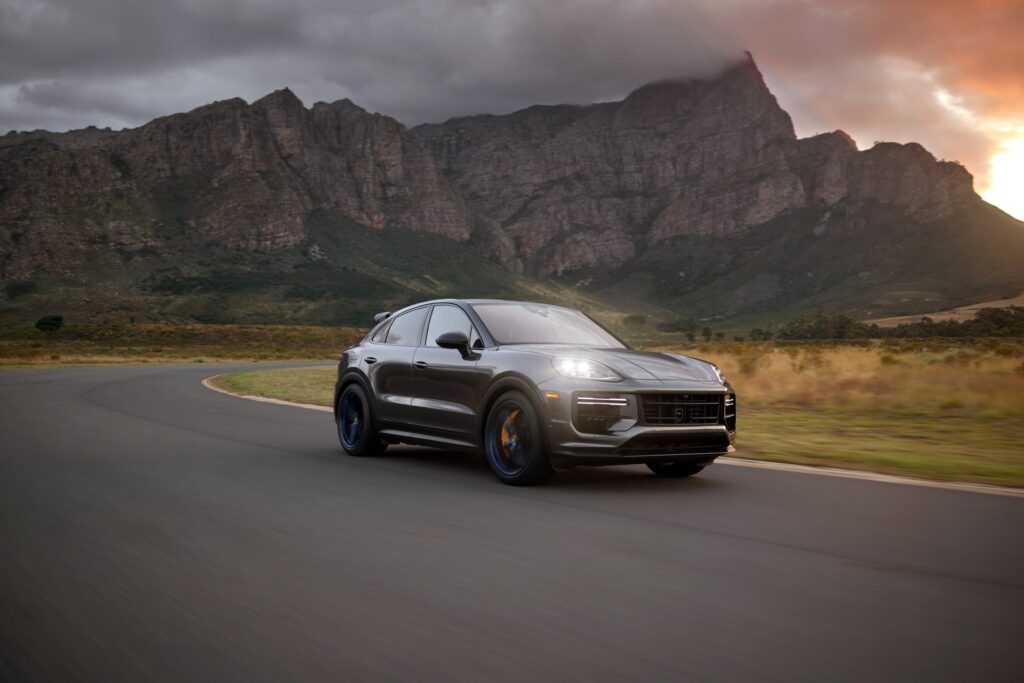Https Wwwcarscoopscom Wp-content Uploads 2023 04 2024-porsche-cayenne-05-1024x683jpg