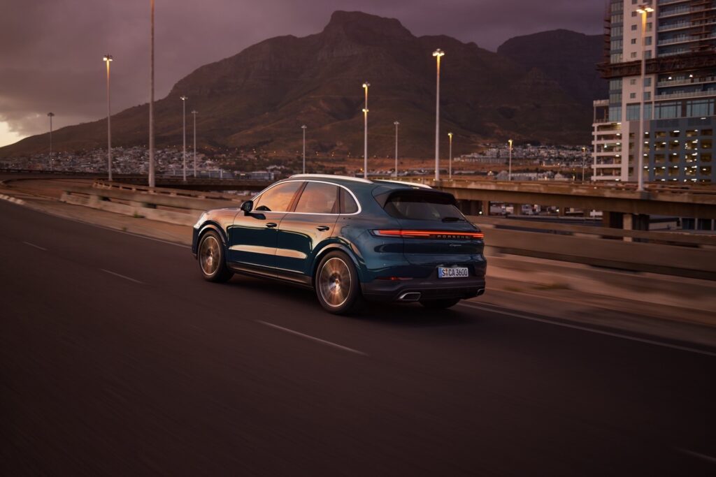 Https Wwwcarscoopscom Wp-content Uploads 2023 04 2024-porsche-cayenne-18-1024x683jpg