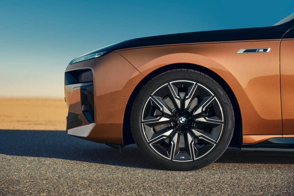 Https Wwwcarscoopscom Wp-content Uploads 2023 04 Bmw-i7-m70-xdrive-63-1024x683jpg