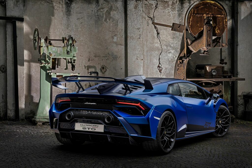 Https Wwwcarscoopscom Wp-content Uploads 2023 04 Lamborghini-milan-design-week-19-1024x683jpg