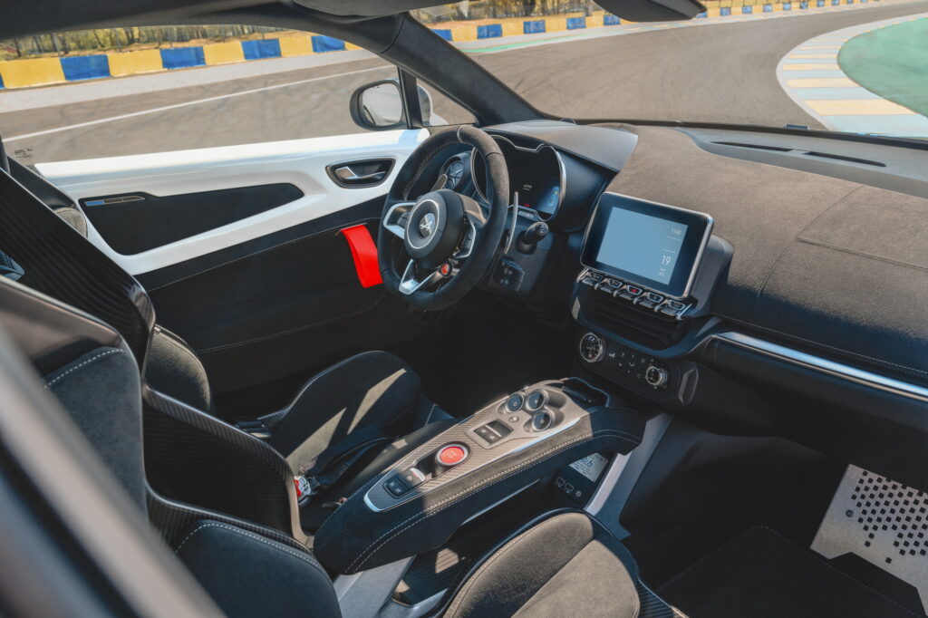 2023-alpine-a110-r-le-mans-detail-15-1024x682jpg1686213002