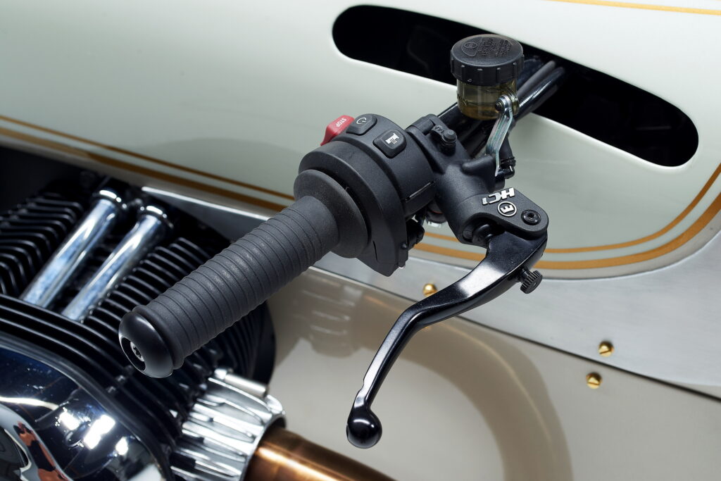 Https Wwwcarscoopscom Wp-content Uploads 2023 07 2023-bmw-r18-the-crown-15-1024x683jpg