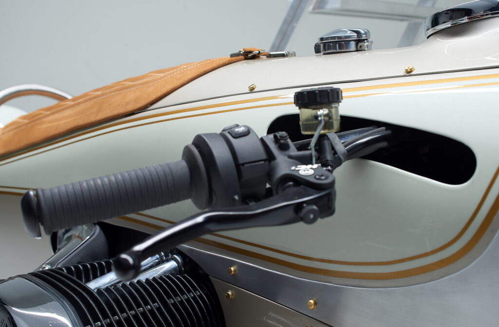 Https Wwwcarscoopscom Wp-content Uploads 2023 07 2023-bmw-r18-the-crown-18-1024x672jpg