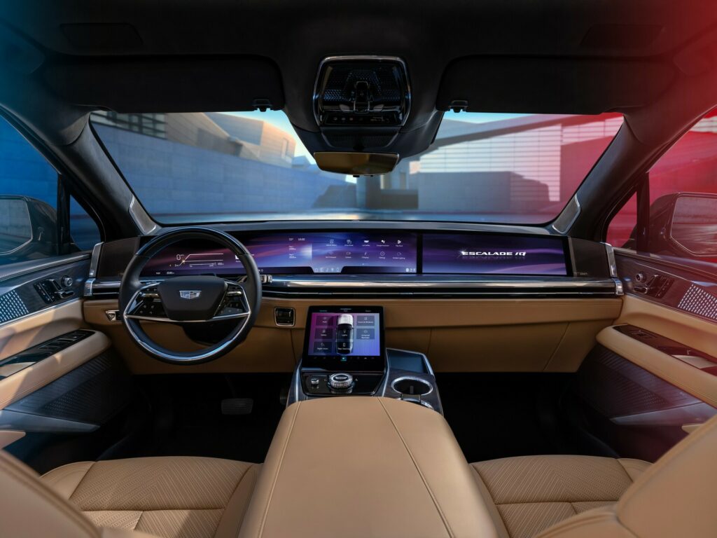 Https Wwwcarscoopscom Wp-content Uploads 2023 08 2025-cadillac-escalade-iq-808-24-1024x768jpg
