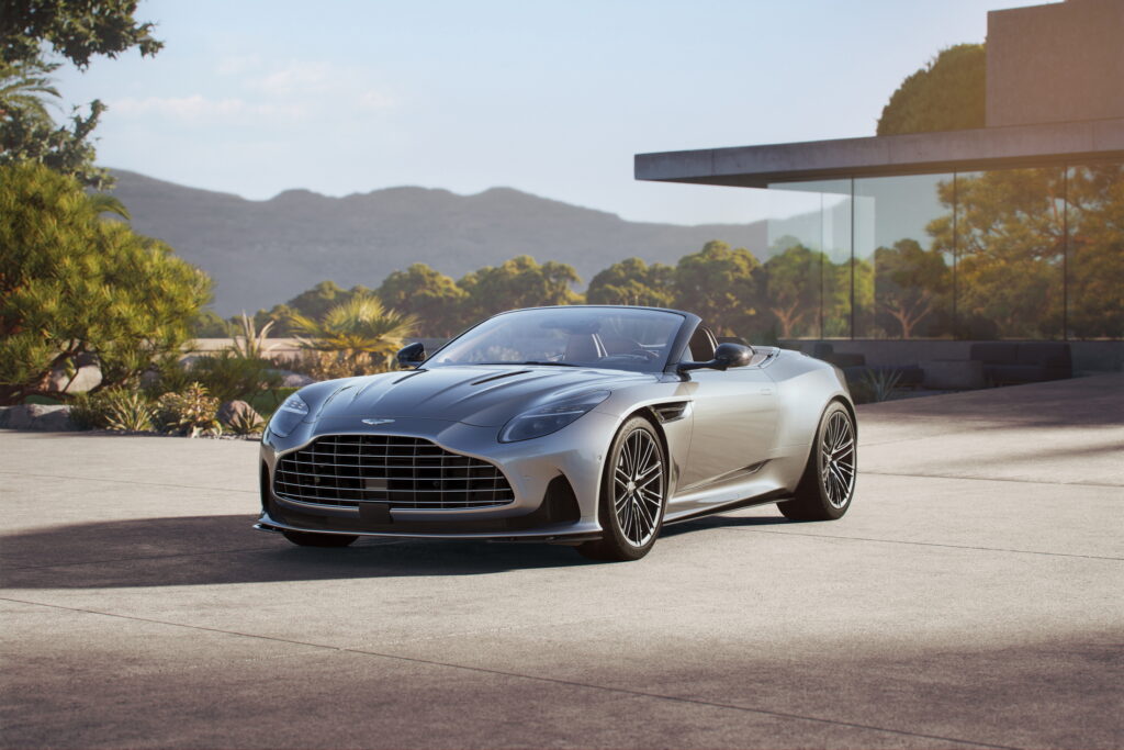 aston-martin-db12-volante-1-1024x683jpg1692185847