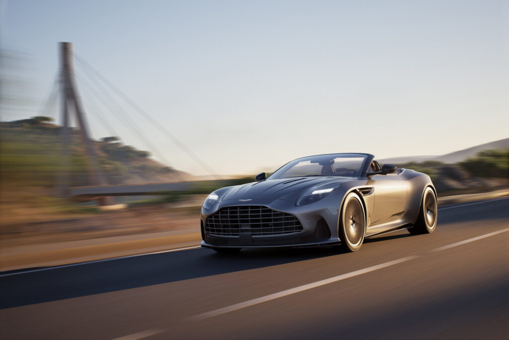 aston-martin-db12-volante-13-1024x683jpg1692185847