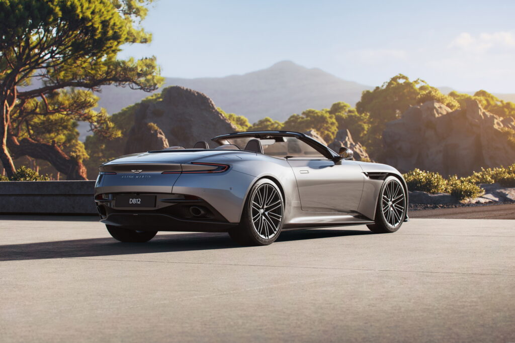 aston-martin-db12-volante-6-1024x683jpg1692185847