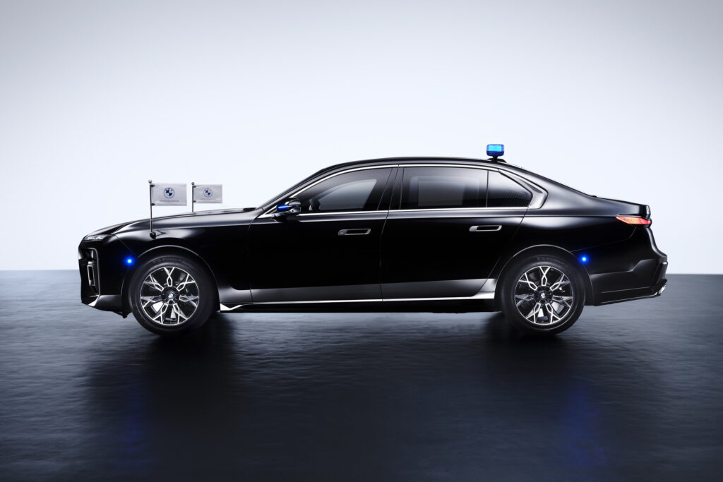 Https Wwwcarscoopscom Wp-content Uploads 2023 08 Bmw-7-series-protection-5-1024x683jpg