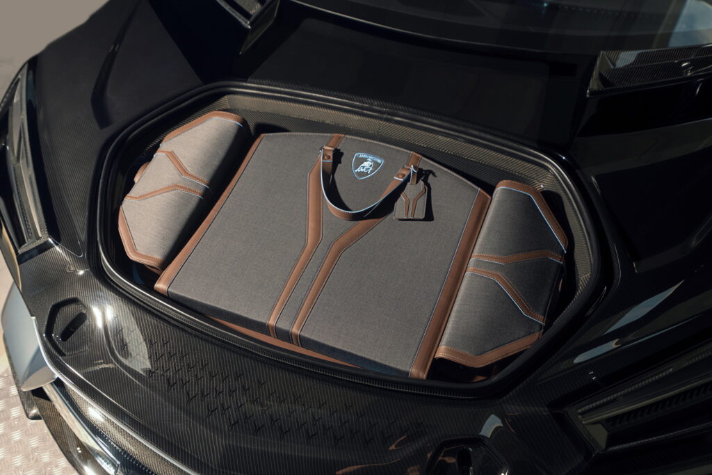 Https Wwwcarscoopscom Wp-content Uploads 2023 08 Lamborghini-lanzador-45-ev--1024x683jpg