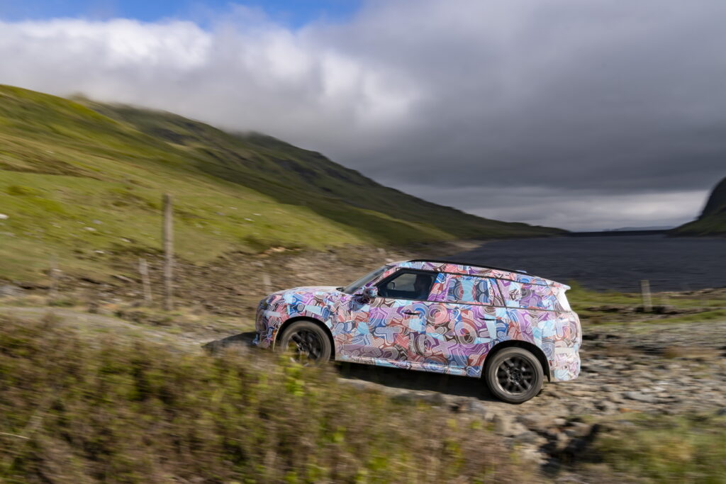 Https Wwwcarscoopscom Wp-content Uploads 2023 08 Mini-countryman-scotish-highlands-teaser-42-1024x683jpg