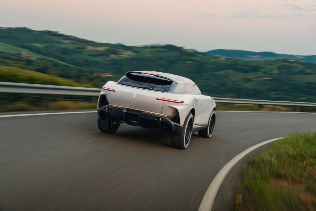 Https Wwwcarscoopscom Wp-content Uploads 2023 08 Pininfarina-pura-vision-3-1024x683jpg