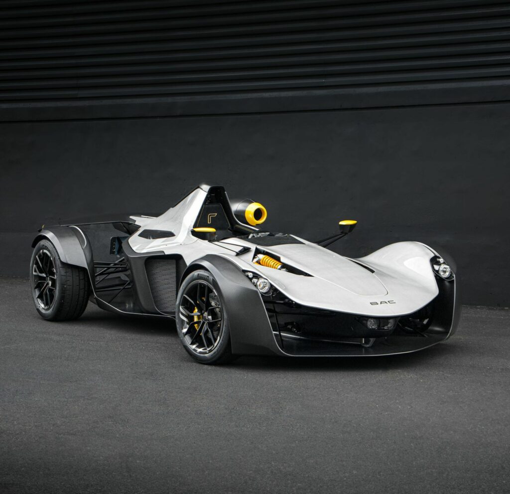 bac-mono-r-4-1024x991jpg1695375432