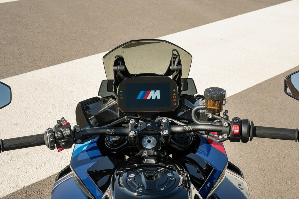 Https Wwwcarscoopscom Wp-content Uploads 2023 10 2024-bmw-m-1000-xr-1026-43-1024x683jpg