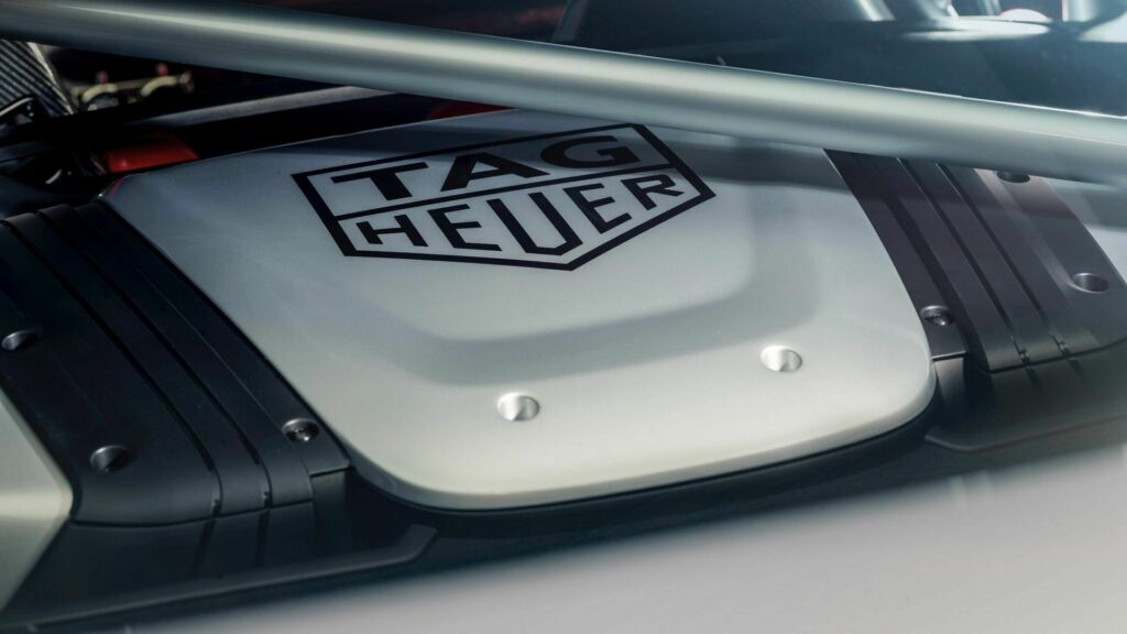Https Wwwcarscoopscom Wp-content Uploads 2023 10 Porsche-718-cayman-gt4-rs-6-1024x576jpg