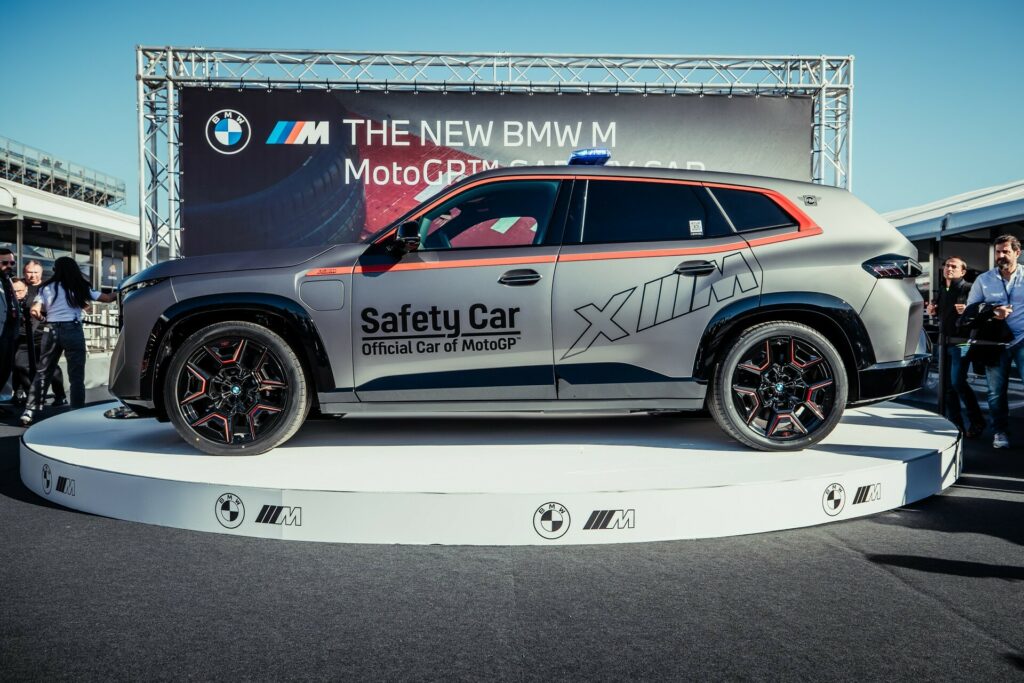 Https Wwwcarscoopscom Wp-content Uploads 2023 11 Bmw-xm-label-red-motogp-20-1024x683jpg
