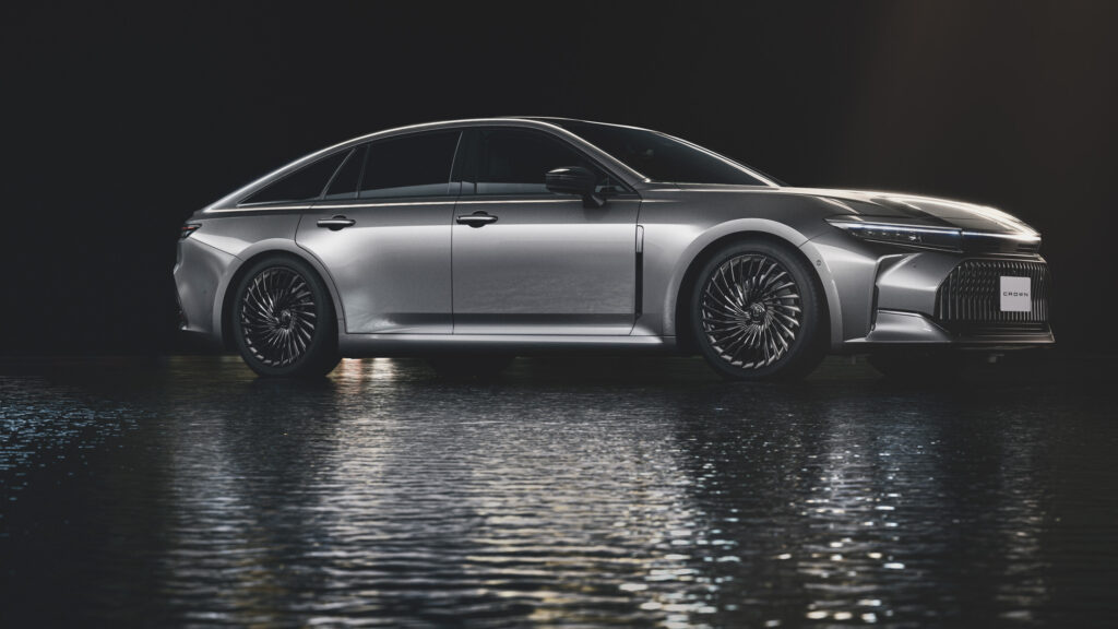 Https Wwwcarscoopscom Wp-content Uploads 2023 11 Toyota-crown-sedan-japan-00005-1024x576jpg