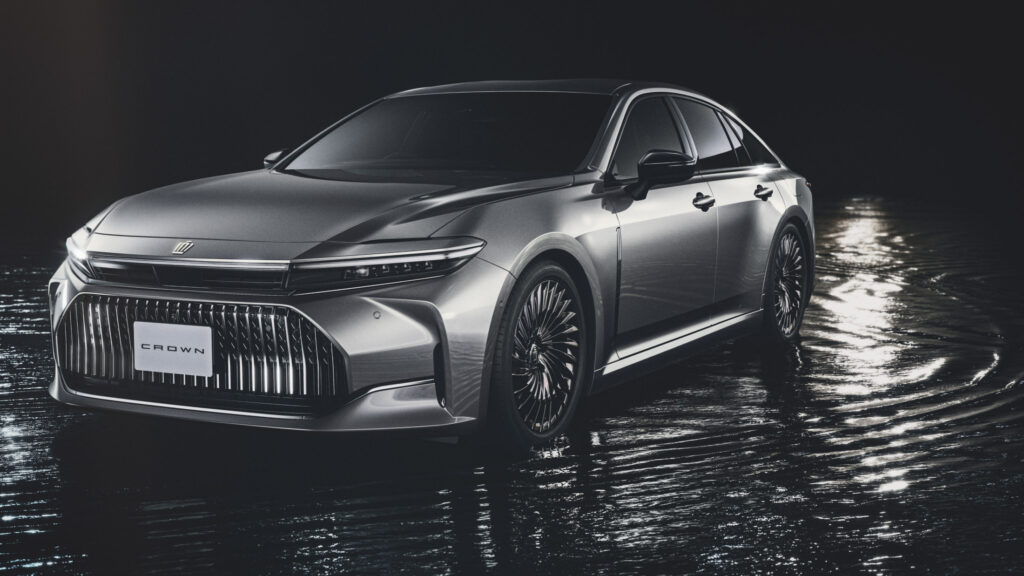 Https Wwwcarscoopscom Wp-content Uploads 2023 11 Toyota-crown-sedan-japan-00010-1024x576jpg