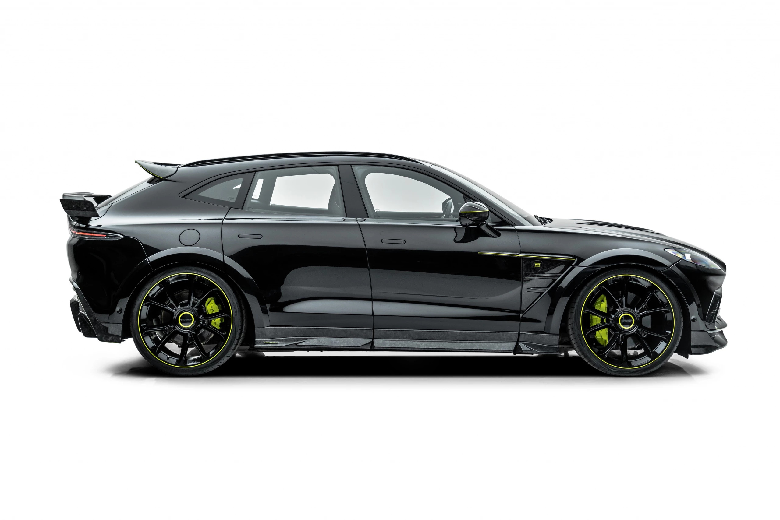 Mansory-aston-martin-dbx-05jpg