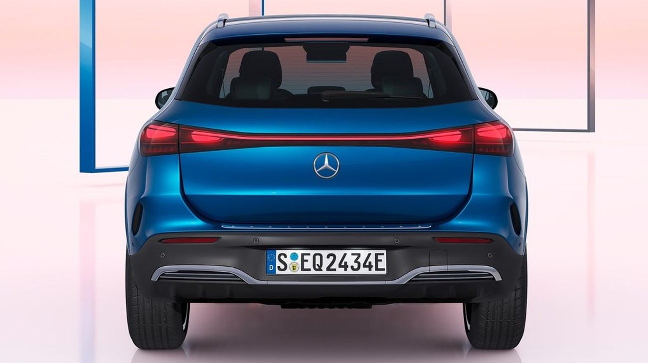 Mercedes-benz-eqa-2024-back 1jpg