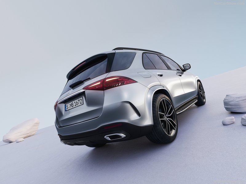 Facelifted 2024 MercedesBenz GLE