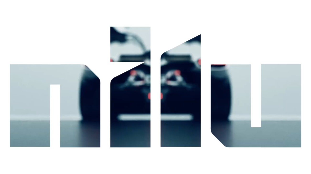 Nilu27 White Logojpg