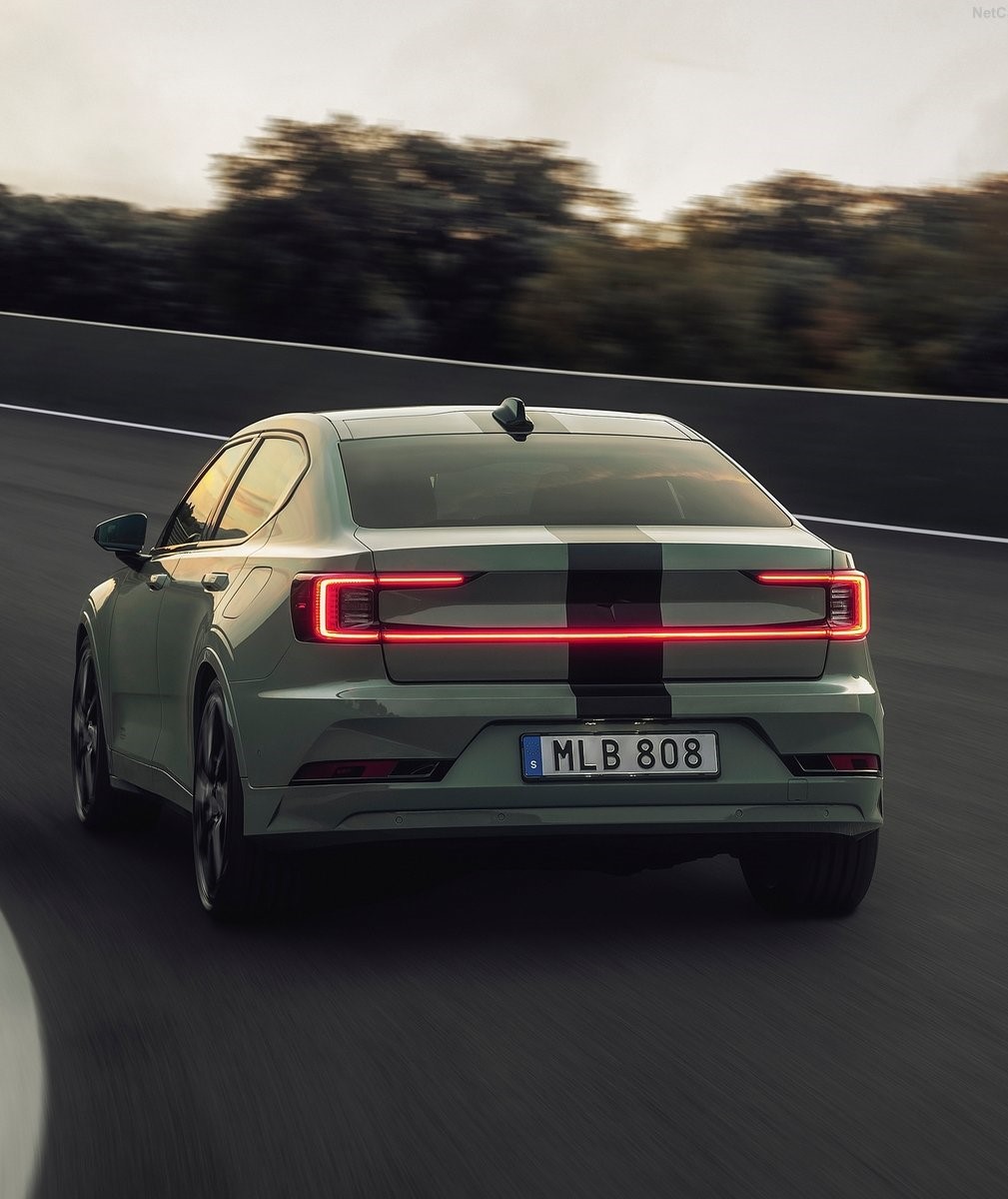 Polestar-2 Bst Edition 230-2023-1600-06jpg