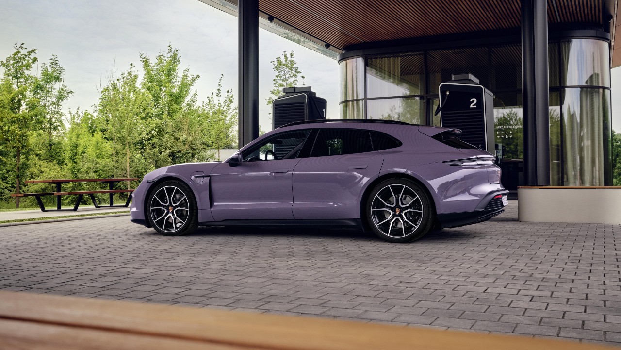 Porsche Taycan India 2024jpg