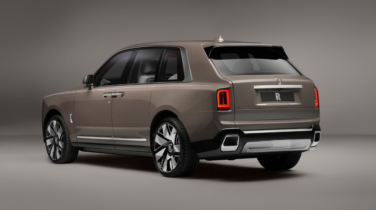 Rolls Royce Cullinan Rearjpeg
