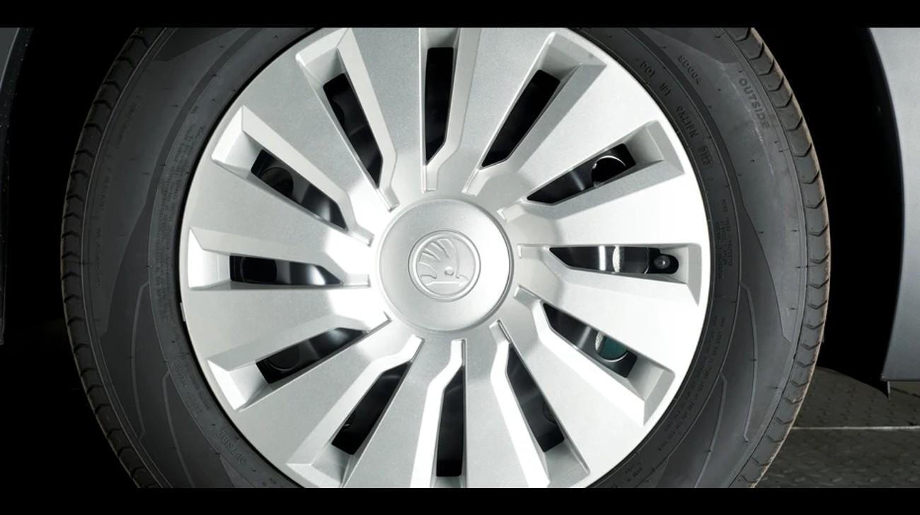 Skoda Kushaq Onyx Steel Wheel Capjpg